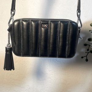 Beautiful MIchael Kors crossbody 🥰